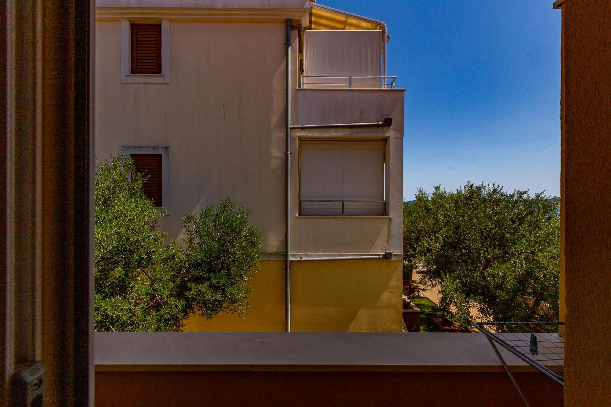 Lanterna Puntamika Apt. Near Apartment Zadar