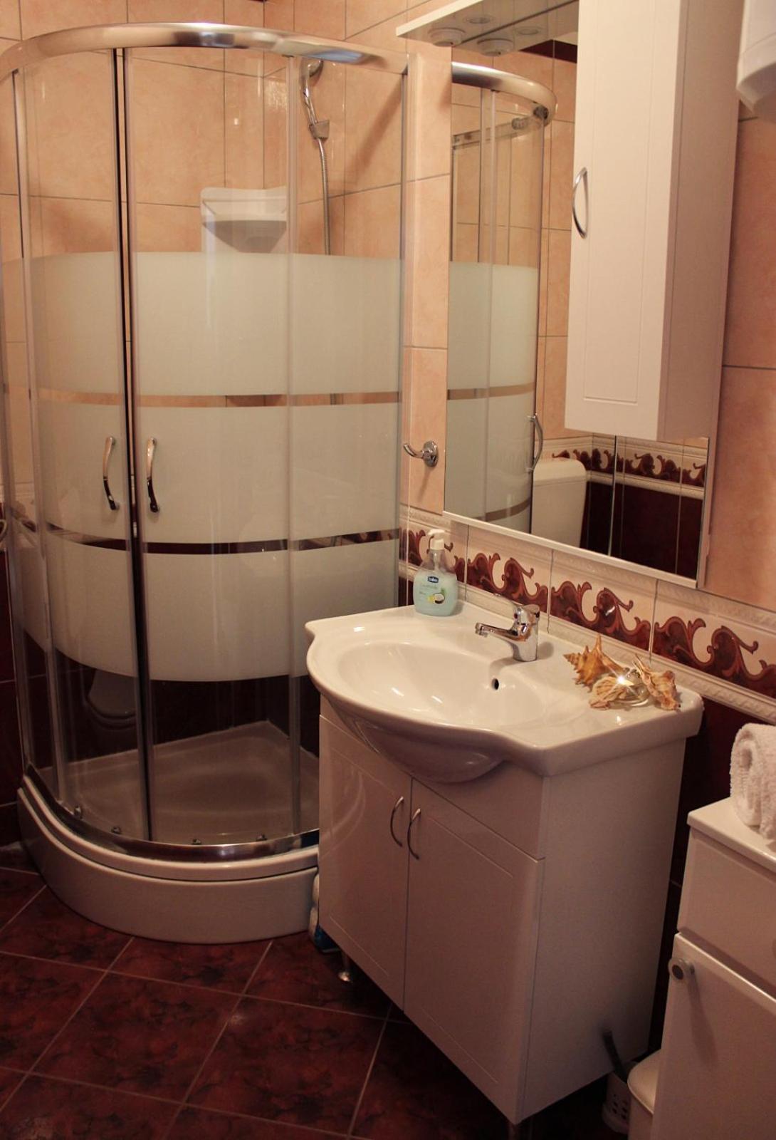 Lanterna Puntamika Apt. Near Zadar