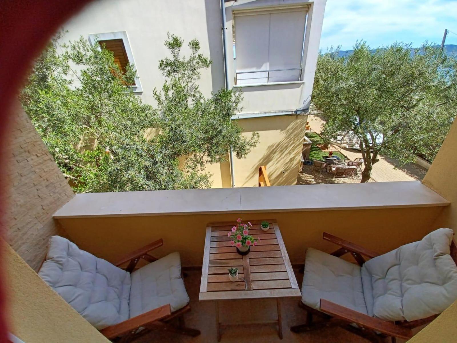 Lanterna Puntamika Apt. Near Zadar